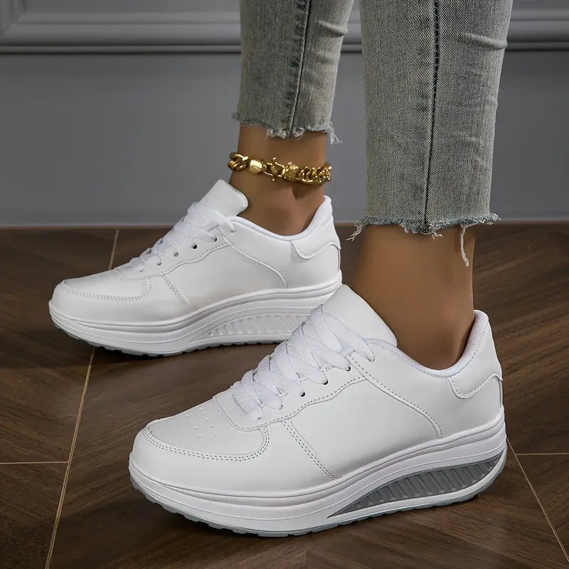 Vivienne Comfortable Platform Lace-Up Sneakers