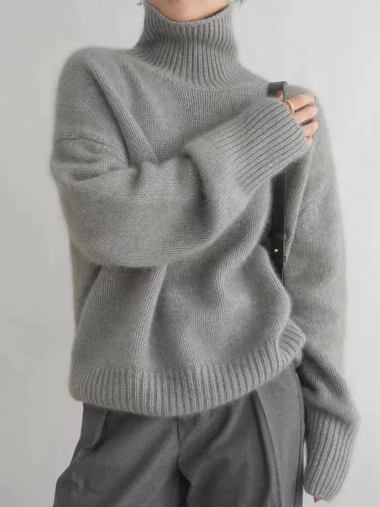 Shirley Timeless Turtleneck