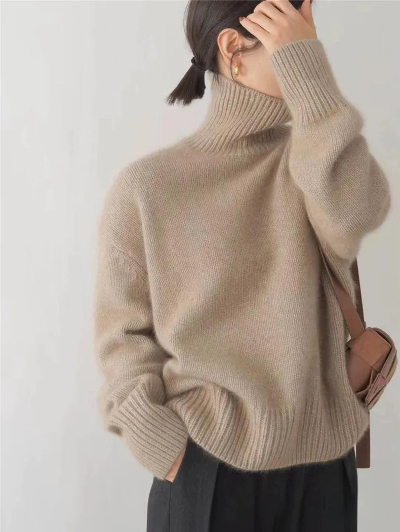 Shirley Timeless Turtleneck